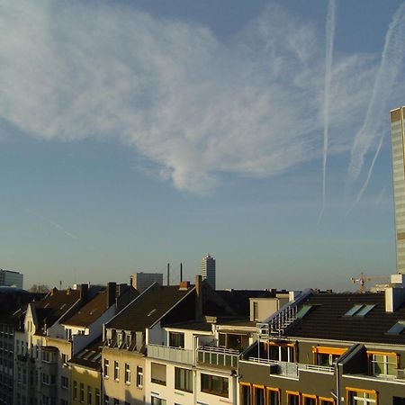 Hotel Petersburg Superior Düsseldorf Exterior foto
